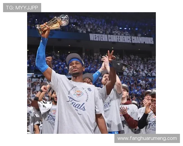 亚历山大荣膺本赛季得分王MVP与FMVP创造历史成联盟第四位三料巨星